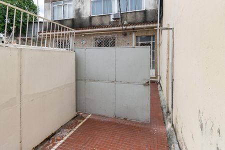Casa para alugar com 80m², 2 quartos e 2 vagasQuintal
