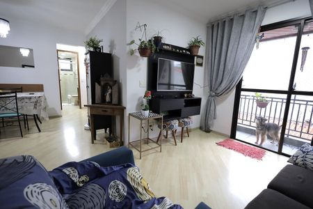 Sala de apartamento à venda com 3 quartos, 86m² em Vila Eldizia, Santo André