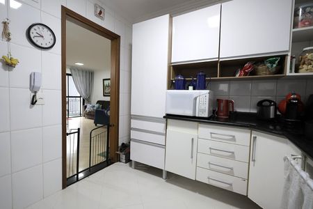 Apartamento à venda com 86m², 3 quartos e 2 vagas Apartamento à venda com 86m², 3 quartos e 2 vagasCozinha