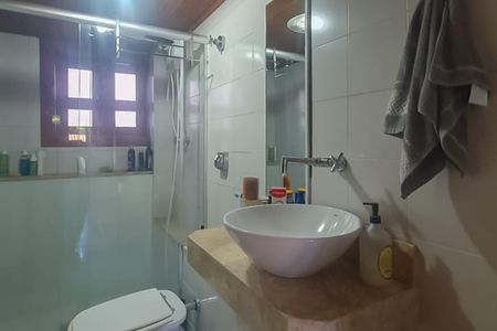 Casa à venda com 287m², 4 quartos e 3 vagas Casa à venda com 287m², 4 quartos e 3 vagasBanheiro Social