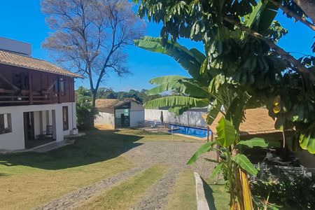 Casa à venda com 287m², 4 quartos e 3 vagas Casa à venda com 287m², 4 quartos e 3 vagasÁrea comum