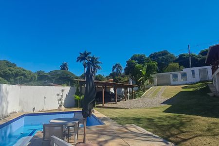 Casa à venda com 287m², 4 quartos e 3 vagas Casa à venda com 287m², 4 quartos e 3 vagasÁrea comum