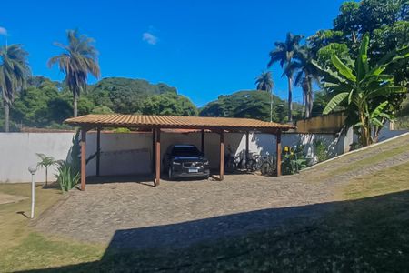 Casa à venda com 287m², 4 quartos e 3 vagas Casa à venda com 287m², 4 quartos e 3 vagasÁrea comum