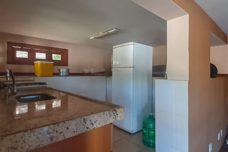 Casa à venda com 287m², 4 quartos e 3 vagas Casa à venda com 287m², 4 quartos e 3 vagasCozinha