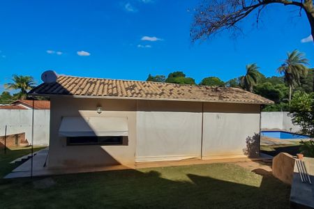 Casa à venda com 287m², 4 quartos e 3 vagas Casa à venda com 287m², 4 quartos e 3 vagasÁrea comum