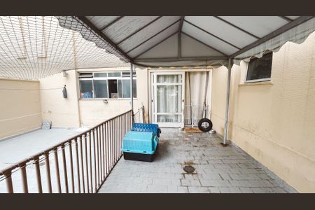 Apartamento à venda com 180m², 3 quartos e 2 vagas Apartamento à venda com 180m², 3 quartos e 2 vagasVaranda da Sala