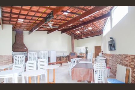 Apartamento à venda com 180m², 3 quartos e 2 vagas Apartamento à venda com 180m², 3 quartos e 2 vagasÁrea comum - Churrasqueira