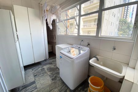 Apartamento à venda com 110m², 3 quartos e 1 vagaÁrea de Serviço