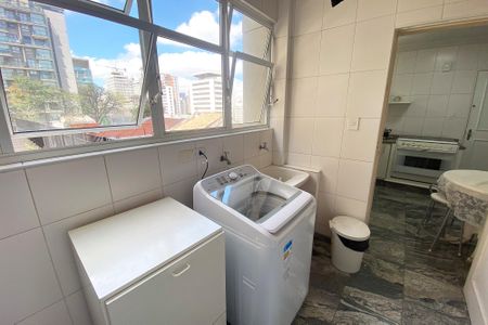 Apartamento à venda com 110m², 3 quartos e 1 vagaÁrea de Serviço