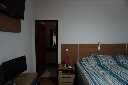 Casa para alugar com 196m², 4 quartos e 3 vagasSuíte