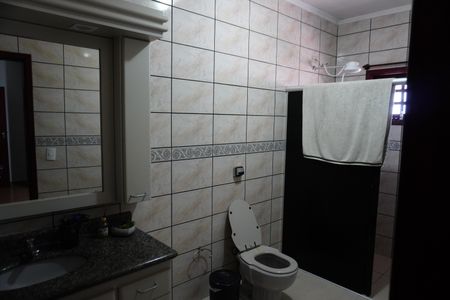 Casa para alugar com 196m², 4 quartos e 3 vagasBanheiro da Suíte 