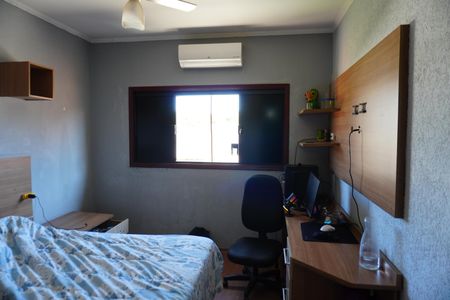 Casa para alugar com 196m², 4 quartos e 3 vagasQuarto 2