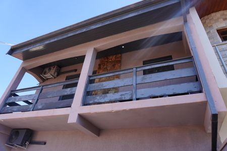 Casa para alugar com 196m², 4 quartos e 3 vagasFachada