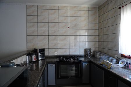 Casa para alugar com 196m², 4 quartos e 3 vagasCozinha