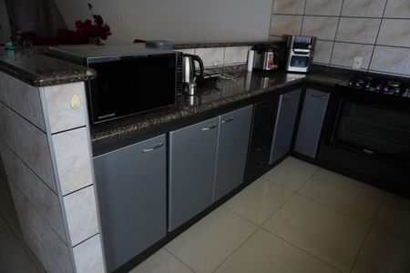 Casa para alugar com 196m², 4 quartos e 3 vagasCozinha