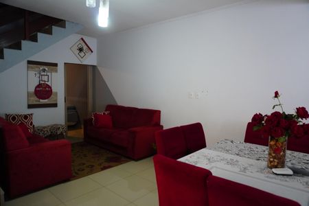 Sala  de casa para alugar com 4 quartos, 196m² em Parque Novo Mundo, Americana