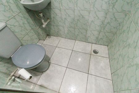 Casa de condomínio para alugar com 100m², 2 quartos e 1 vagaBanheiro de Serviço