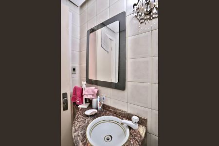 Casa para alugar com 229m², 3 quartos e 4 vagas Casa para alugar com 229m², 3 quartos e 4 vagasBanheiro