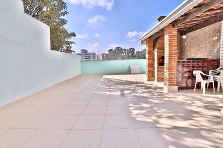 Casa para alugar com 229m², 3 quartos e 4 vagas Casa para alugar com 229m², 3 quartos e 4 vagasQuintal