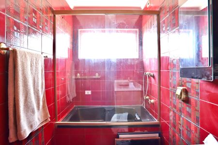 Casa para alugar com 229m², 3 quartos e 4 vagas Casa para alugar com 229m², 3 quartos e 4 vagasBanheiro da Suíte 2