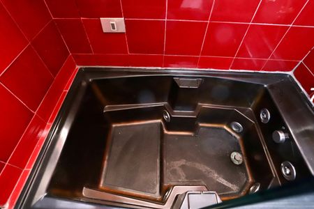 Casa para alugar com 229m², 3 quartos e 4 vagas Casa para alugar com 229m², 3 quartos e 4 vagasBanheiro da Suíte 2