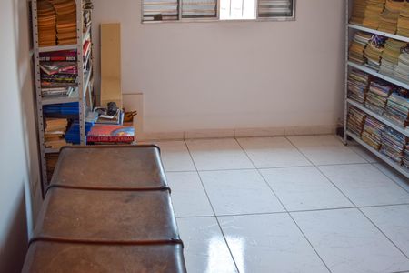 Casa à venda com 170m², 3 quartos e 2 vagas Casa à venda com 170m², 3 quartos e 2 vagasQuarto 2