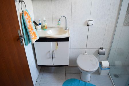 Casa à venda com 170m², 3 quartos e 2 vagas Casa à venda com 170m², 3 quartos e 2 vagasBanheiro da Suíte