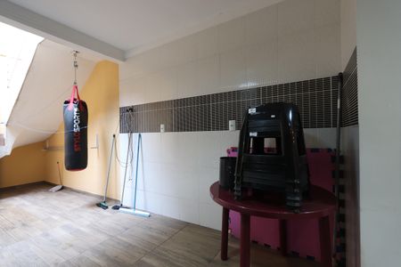 Casa para alugar com 120m², 2 quartos e 2 vagasLavanderia