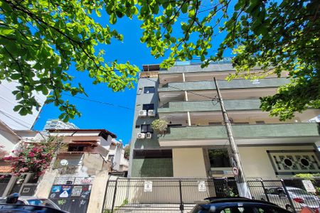 Apartamento para alugar com 60m², 1 quarto e 1 vagaPlaca