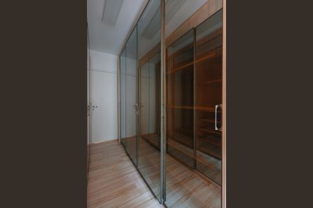 Apartamento à venda com 142m², 3 quartos e 2 vagas Apartamento à venda com 142m², 3 quartos e 2 vagasCloset da suíte 1