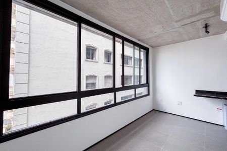 Studio de kitnet/studio para alugar com 1 quarto, 20m² em Cerqueira César, São Paulo
