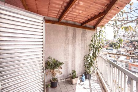 Varanda de casa à venda com 2 quartos, 400m² em Conceição, Diadema