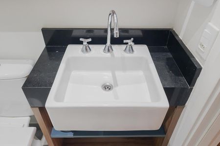 Banheiro de kitnet/studio à venda com 1 quarto, 35m² em Sumarezinho, São Paulo