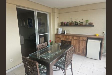 Apartamento à venda com 108m², 3 quartos e 2 vagas Apartamento à venda com 108m², 3 quartos e 2 vagasSacada