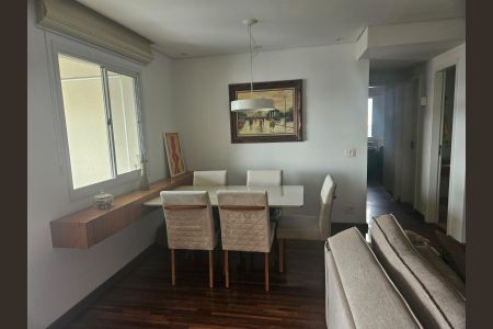 Apartamento à venda com 108m², 3 quartos e 2 vagas Apartamento à venda com 108m², 3 quartos e 2 vagasSala de Estar