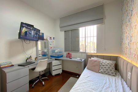 Apartamento à venda com 106m², 3 quartos e 2 vagasQuarto 2