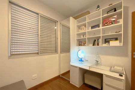 Quarto  de apartamento à venda com 3 quartos, 106m² em Gutierrez, Belo Horizonte