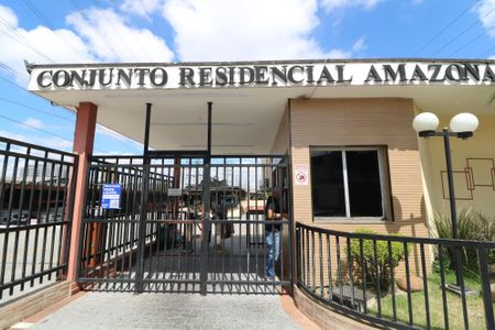 Apartamento para alugar com 50m², 2 quartos e 1 vagaFachada e portaria