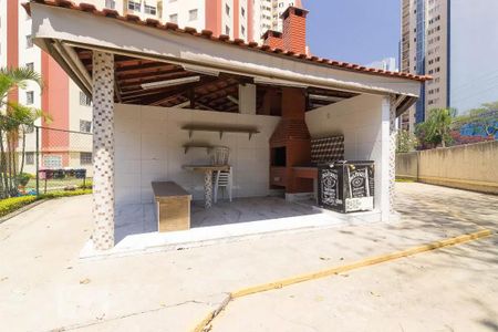 Apartamento para alugar com 50m², 2 quartos e 1 vaga Apartamento para alugar com 50m², 2 quartos e 1 vagaÁrea comum - Churrasqueira