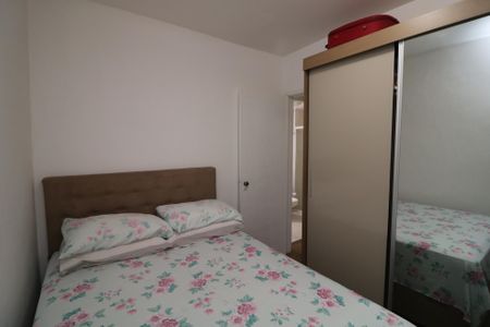 Quarto 2 de apartamento para alugar com 2 quartos, 50m² em Vila Alpina, São Paulo