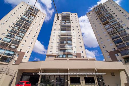 Apartamento à venda com 74m², 3 quartos e 1 vaga Apartamento à venda com 74m², 3 quartos e 1 vagaFachada