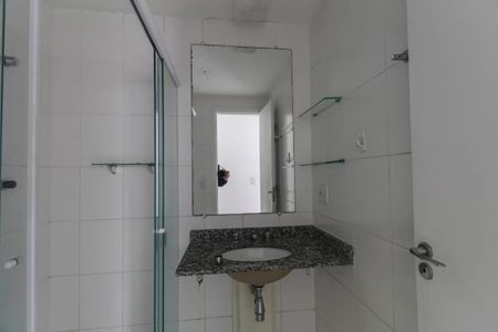 Apartamento à venda com 74m², 3 quartos e 1 vaga Apartamento à venda com 74m², 3 quartos e 1 vagaBanheiro
