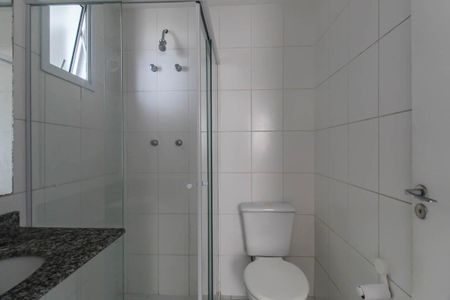 Apartamento à venda com 74m², 3 quartos e 1 vaga Apartamento à venda com 74m², 3 quartos e 1 vagaBanheiro da Suíte
