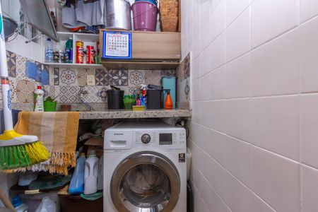 Apartamento à venda com 72m², 2 quartos e 1 vaga Apartamento à venda com 72m², 2 quartos e 1 vagaÁrea de Serviço