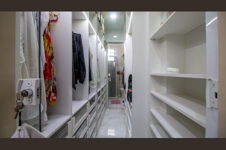 Apartamento à venda com 94m², 3 quartos e sem vagaSuíte 1 closet