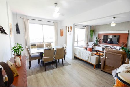 Apartamento à venda com 105m², 3 quartos e 1 vagaSala