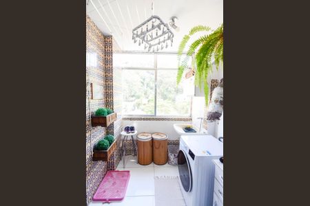 Apartamento à venda com 105m², 3 quartos e 1 vagaÁrea de Serviço