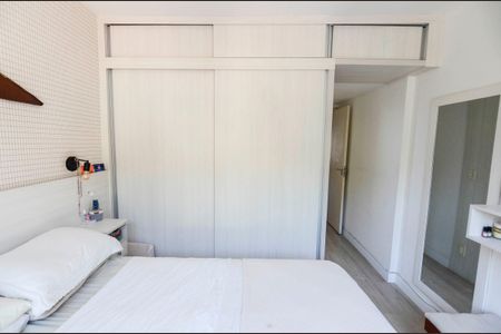 Apartamento à venda com 105m², 3 quartos e 1 vagaSuíte