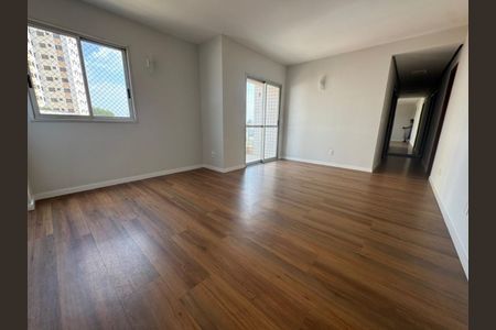 Apartamento à venda com 81m², 3 quartos e 1 vagaFoto 04