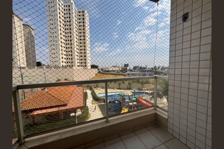 Apartamento à venda com 81m², 3 quartos e 1 vagaFoto 24